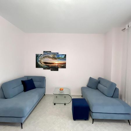 Beachfront With Hotel Facilities Vlorë エクステリア 写真