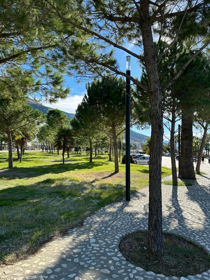 Beachfront With Hotel Facilities Vlorë エクステリア 写真
