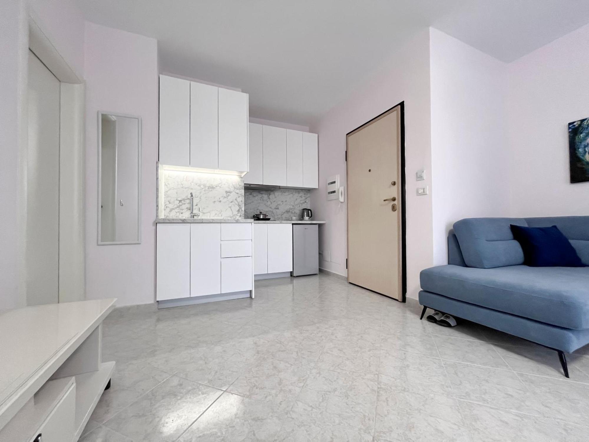 Beachfront With Hotel Facilities Vlorë エクステリア 写真
